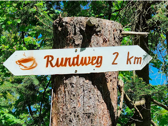 rundweg, wandern, tinyhousethueringen, thueringen, urlaubmithund, wandernthueringen, kleineruheoase, nachhaltigerurlaub, minimalismus, natururlaub, tanna