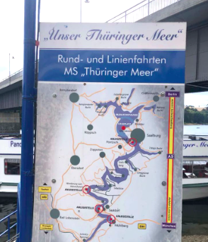 rundfahrten thueringer meer, lienienfahrten thueringer meer, Bleilochstausee mit Hund, Hunde erlaubt Bleilochstausee, Ausflug mit Hund Thüringen, Rundfahrt Bleilochstausee, Tagestour Bleilochstausee, Ferienhaus mit Hund Tanna, Tiny House im Wald, Urlaub mit Hund Thüringen, Marina Saalburg Fahrgastschifffahrt, Erlebnis-Tipp mit Hund Thüringen