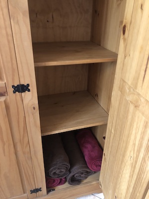 ausstattung, aufbewahrung, kleiderschrank, kuscheldecken, decken