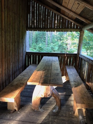 pechhütte tanna sitzbänke