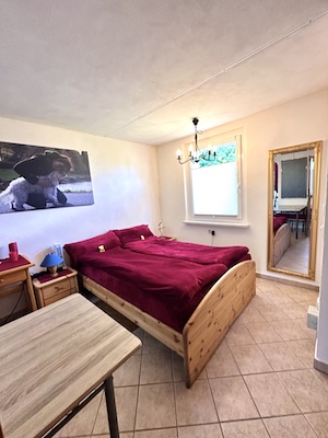 ausstattung, bett, doppelbett, französisches doppelbett, blick auf schlafbereich
