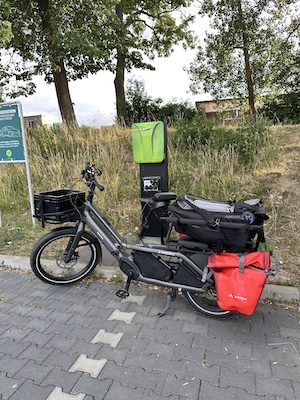 pedelec laden bei denns ladestation in töpen